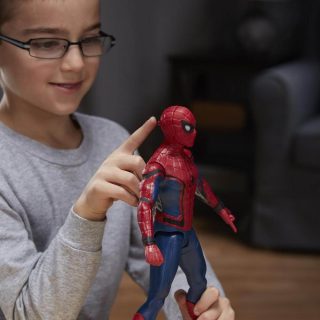 Spiderman - Figura Electrónica 30 cm